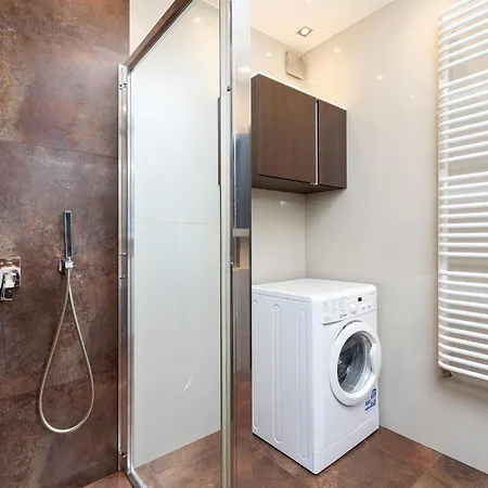 Dzielnica Xiii Podgorze By Renters Krakow