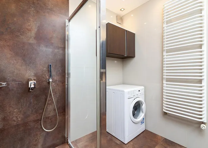 Dzielnica Xiii Podgorze By Renters Krakow