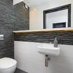 Dzielnica Xiii Podgorze By Renters *