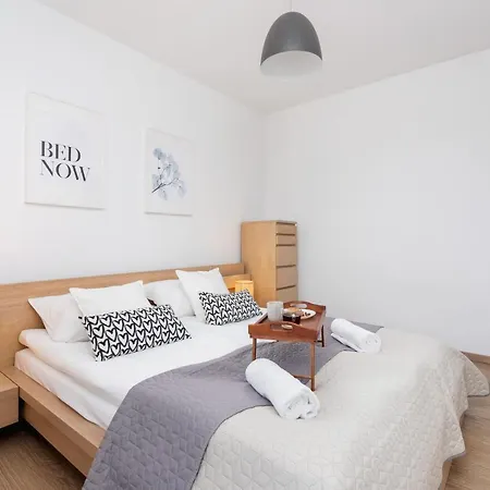Dzielnica Xiii Podgorze By Renters דירה *